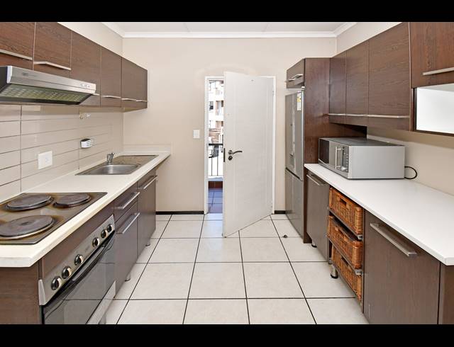 2 BEDROOM APARTMENT FOR SALE IN NOORDHANG